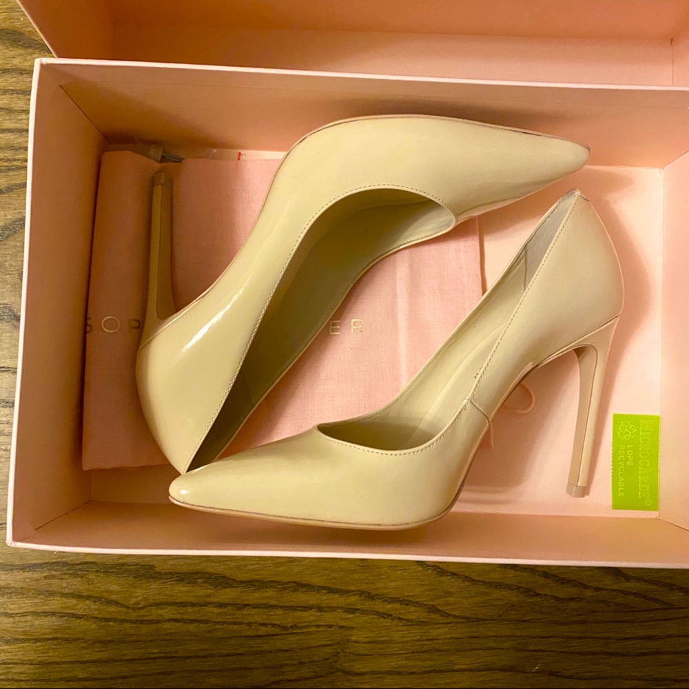 Sophia Webster nude heels